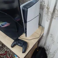 ps5 slim همراه ۳ تا دسته