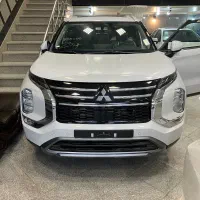 میتسوبیشی اوتلندر mline