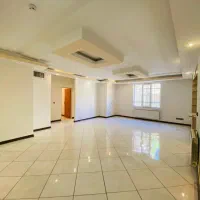 فروش آپارتمان ۱۲۰ متر ۳خواب ۱۰۰متر حیاط اختصاصی