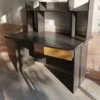 میز تحریر،کامپیوتر،لپ تاپ،کار
