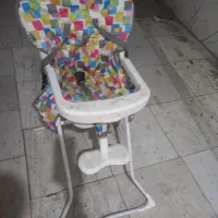 صندلی غذای بچه کاملا سالم