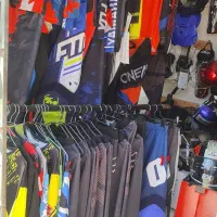 کلاه و شولدر|قطعات یدکی و لوازم جانبی|نیشابور, سرآب کوشک|دیوار