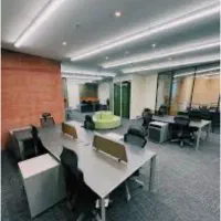 استخدام کارمند خانم