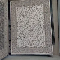 دوعدد فرش ۱۲متری ویک ۶متری ۱۵۰۰شانه کرم