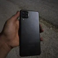 سامسونگ Galaxy A12 با حافظهٔ ۶۴ گیگابایت