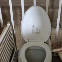 توالت فرنگی و روشویی سنگی