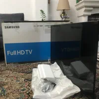 تلوزیون ۴۳ هوشمند دارای ماهواردار با کارتون