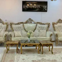 مبل سلطنتی ۹‌نفره نو، چوب راش و دارای کاور