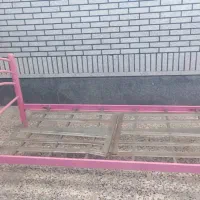 تخت بدون تشک