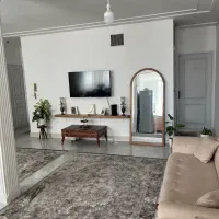 آپارتمان ۷۰ متری کم واحدشهرک گلها