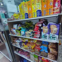 استند میوه و کیک و بسکویت