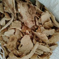 نان خشک برای دام