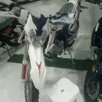 تریل ۲۴۹ نیکتاز