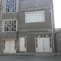 طبقه همکف با امتیازات کامل مجزا و ورودی مستقل