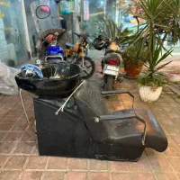 سرشور خوابیده آرایشگاه