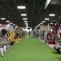 مسئول پذیرش خانم باشگاه بدنسازی