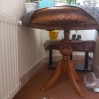 میز گرد چهار نفره با چهار صندلی