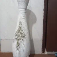 گلدان سفید طلایی