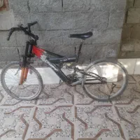 یک عدد دوچرخه بیست وچهار بفروش میرسد|دوچرخه، اسکیت، اسکوتر|میناب, |دیوار