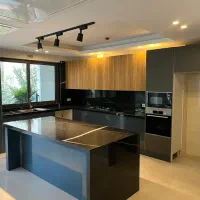 اندرزگو-130متر-لابی-مجلل-2پارکینگ-پنجره-قدی