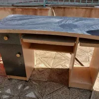 میز کامپیوتر