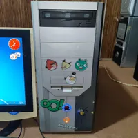 کامپیوتر ۵۳۰۰ با رم ۴ ddr2 هارد ۲۵۰ گرافیک ۱|رایانه رومیزی|چالوس, |دیوار