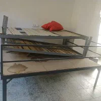 تخت|کافی‌شاپ و رستوران|میانه, |دیوار