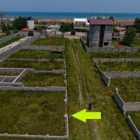 زمین-ساحلی-دید-به-دریا-فقط-20-قدم-فاصله-تا-لب-آب