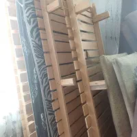 4 تا کف تشک و یک تشک سالم و نو همگی باهم هستند