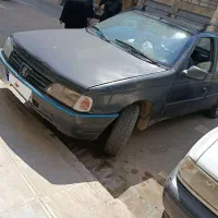 پژو ۷۶