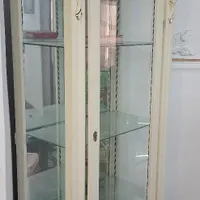ویترین سفید در حد نو
