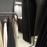 آینه قدی پایه دار
