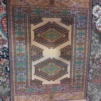 قالیچه کوچک.