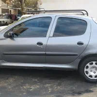 خودروی سواری و وانت