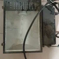 چراغ نورافکن
