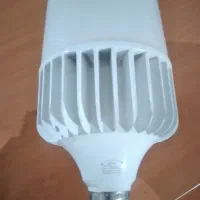 لامپ کم مصرف ۱۰۰ وات