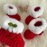 یلدایی و کریسمس|کفش و لباس بچه|کاشان, پشت شهربانی|دیوار