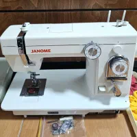 چرخ خیاطی ژانومه ۸۰۸ در حد نو