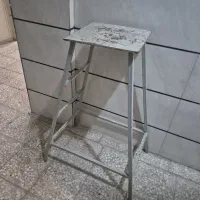 چارپایه آهنی