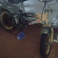 دوچرخه و ماشین