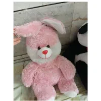 عروسک خرگوش صورتی