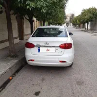 خودرو فروشی Jake j4