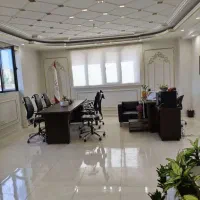 منشی خانم برای دفتر حقوقی با محیط اختصاصی بانوان