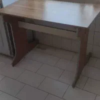 میز کامپیوتر ام دی اف