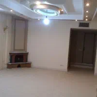 گلشهر شهرک پردیسان آپارتمان ۹۲ متری ۲ خوابه طبقه ۱