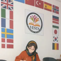 آموزش انگلیسی آلمانی ژاپنی نروژی چینی کره‌ای عربی