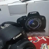 دوربین کنون 700d با لنز 50m 1.8f