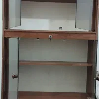 کتابخانه سالم و تمیز