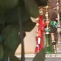 وسط کار در قهوه خانه