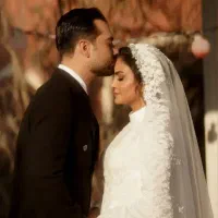 گریم تخصصی داماد( در منزل و عمارت)